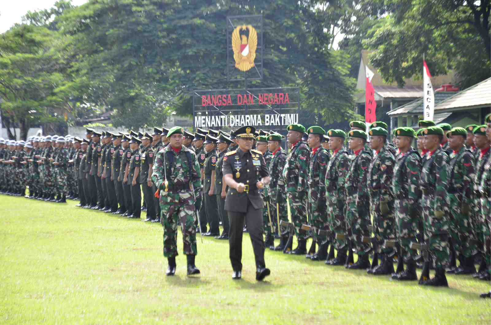 PENUTUPAN PENDIDIKAN PERTAMA BINTARA TNI AD