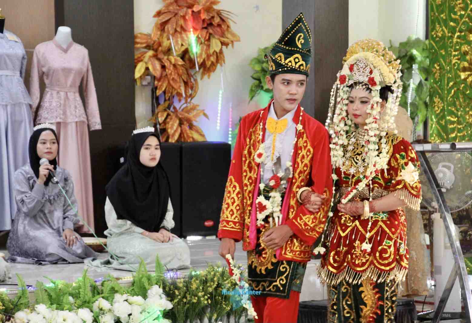 PENGANTIN ADAT BANJAR