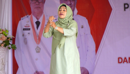 DIRIGEN LAGU KEBANGSAAN INDONESIA RAYA