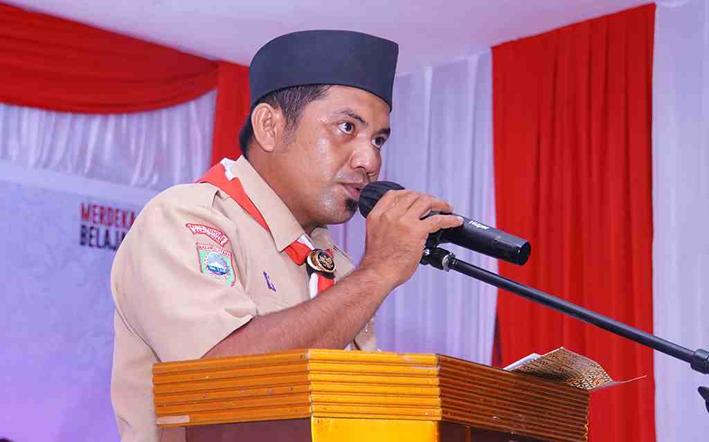 MENGEMBANGKAN BAKAT DAN MINAT SISWA