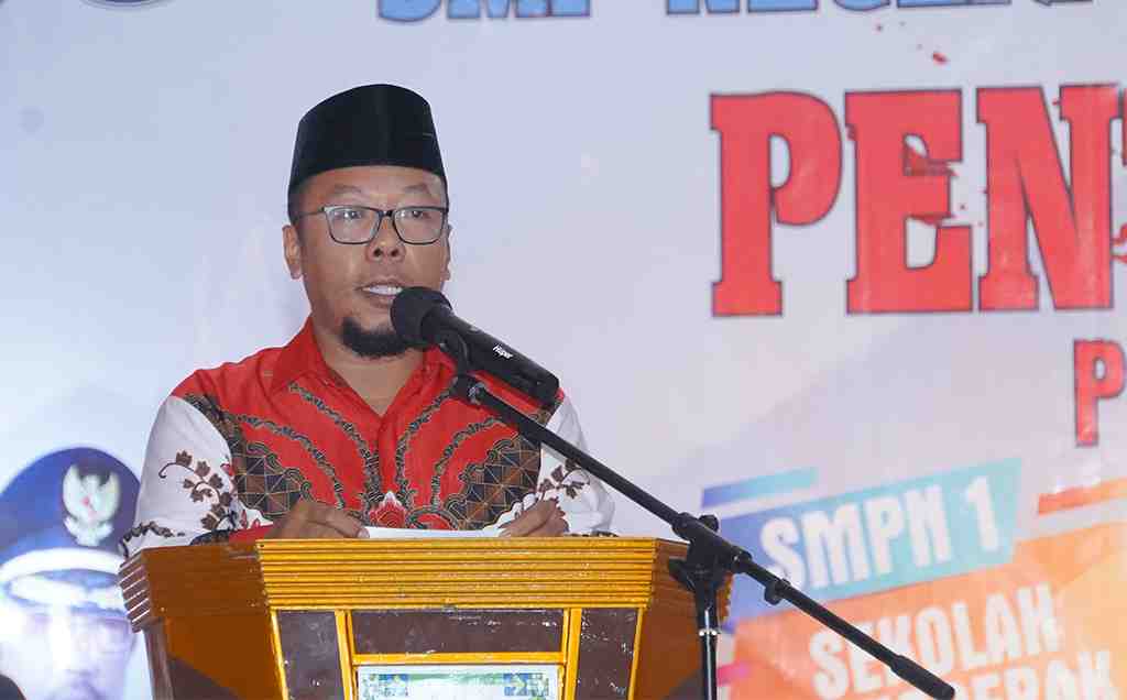 MEMPEROLEH PENGALAMAN BELAJAR MELALUI EKSTRAKURIKULER