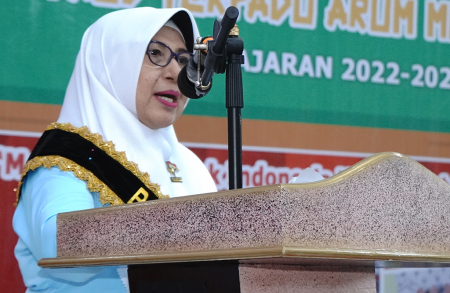 ILMU YANG BERMANFAAT BAGI ANAK-ANAK DIDIK
