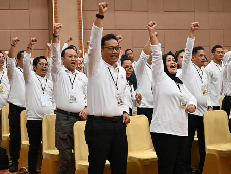 YEL-YEL BERANTAS KORUPSI