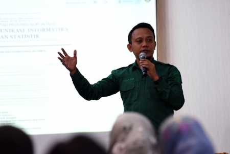 DIGITALISASI LAYANAN INFORMASI