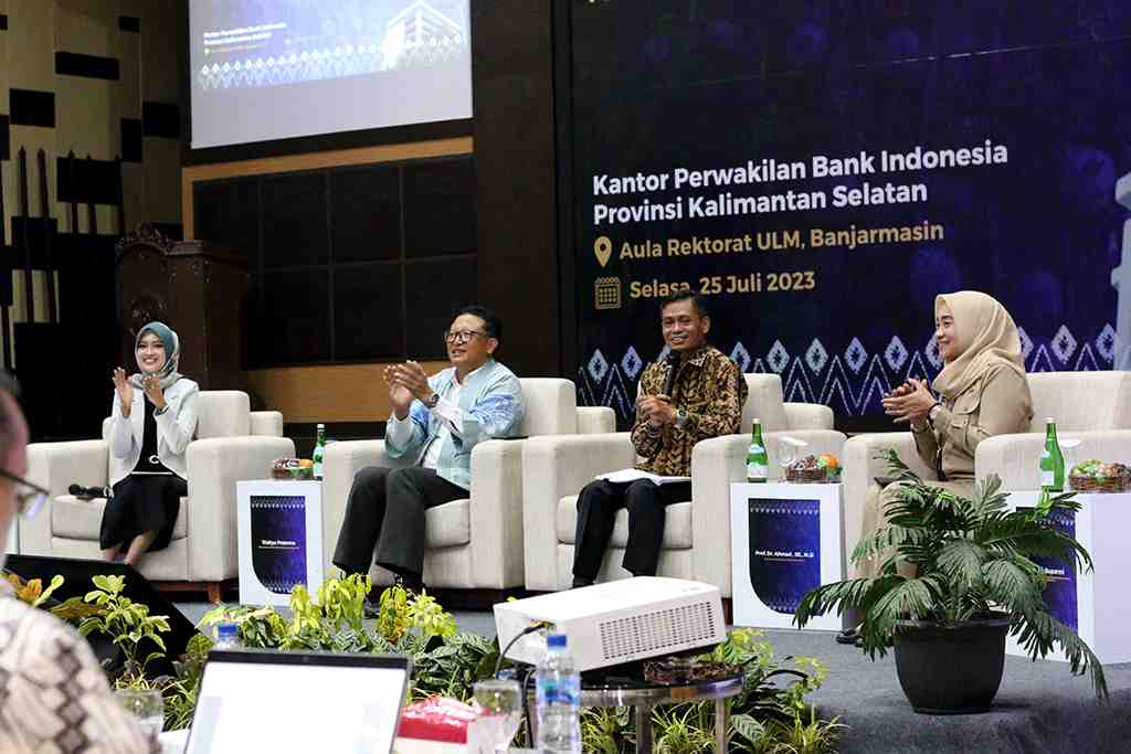 PEREKONOMIAN GLOBAL SANGAT TERBUKA DAN BEBAS