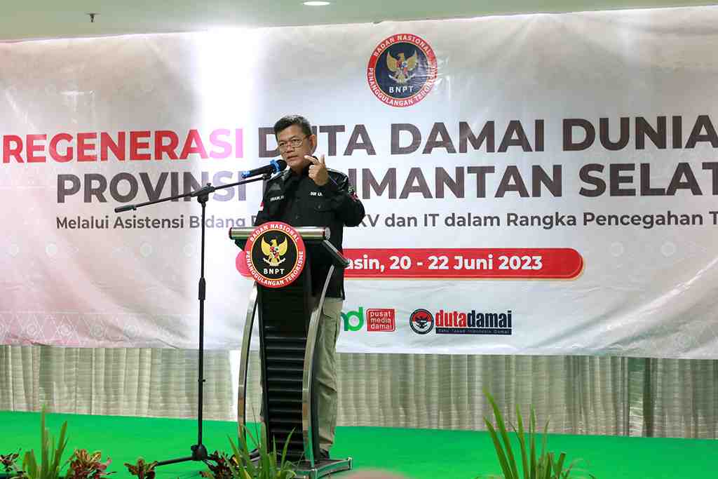LINDUNGI DIRI DARI PAHAM RADIKALISME