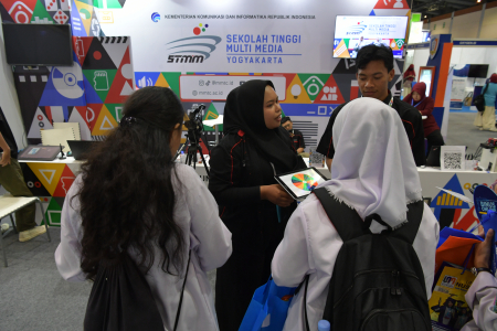 PAMERAN PENDIDIKAN PERGURUAN TINGGI INDONESIA 