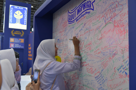 PAMERAN PENDIDIKAN PERGURUAN TINGGI INDONESIA 