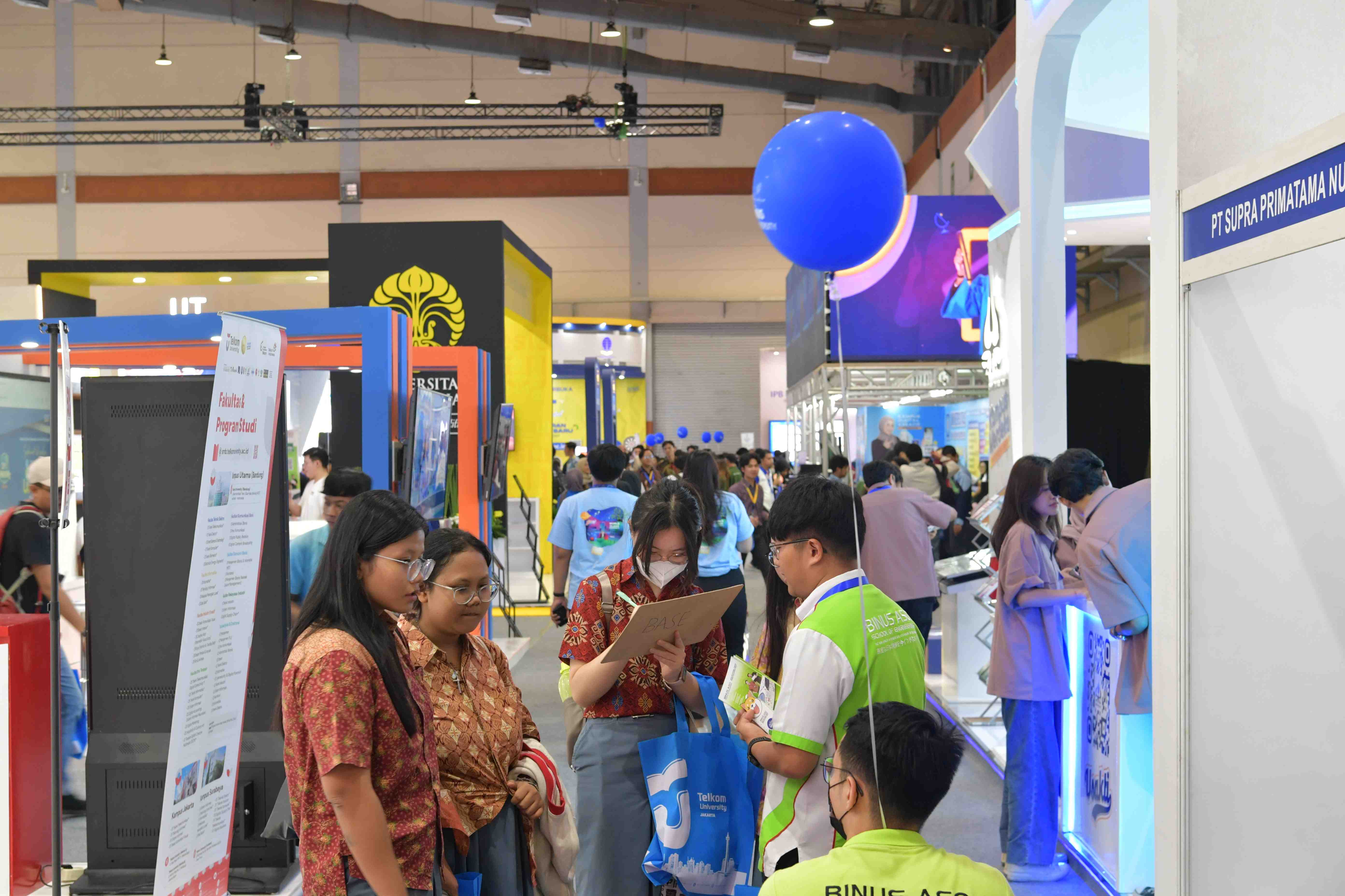 PAMERAN PENDIDIKAN PERGURUAN TINGGI INDONESIA 
