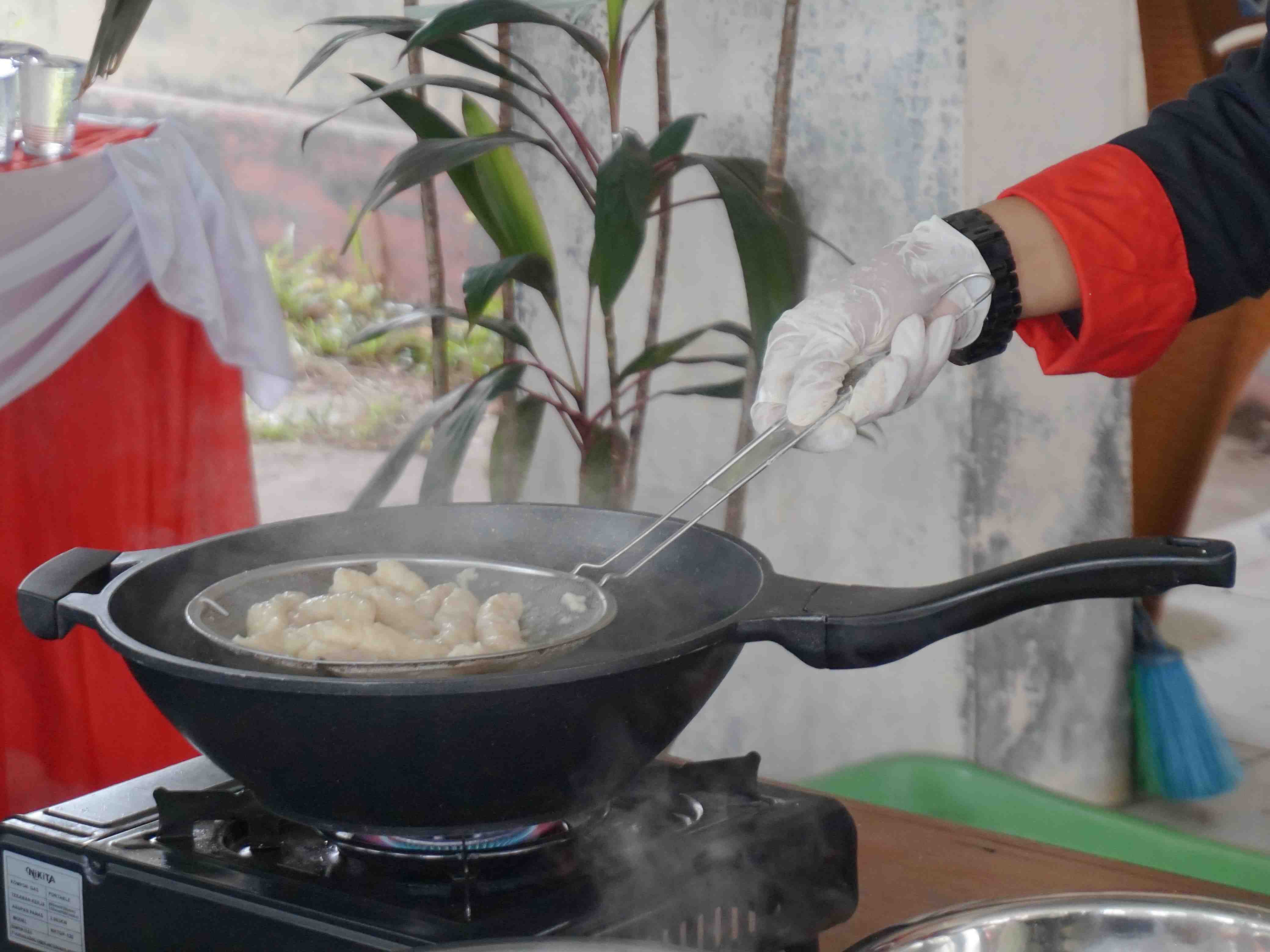 TIRISKAN SEMPOL IKAN PATIN