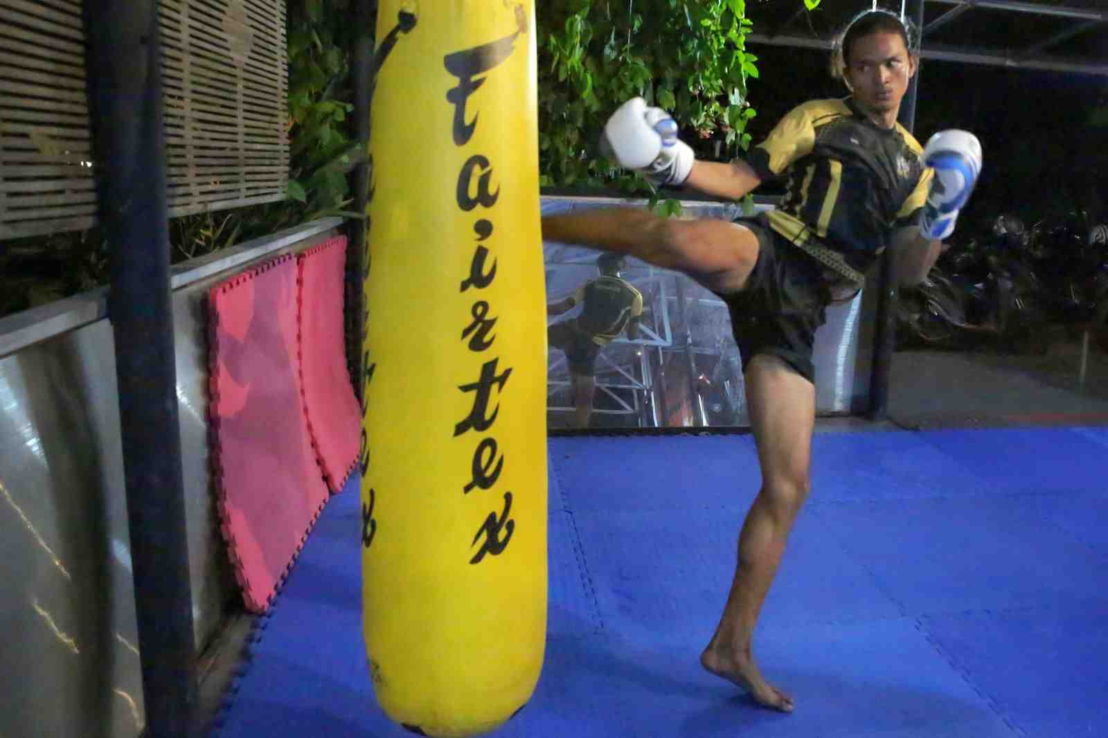 PERSIAPAN ATLET KICK BOXING KALTENG 
