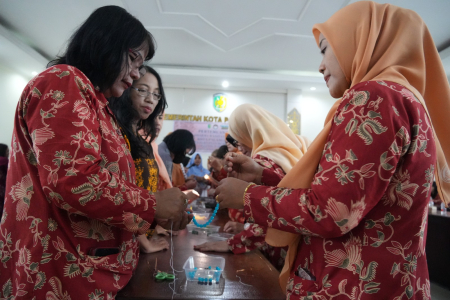 BUAT AKSESORIS BATU ALAM