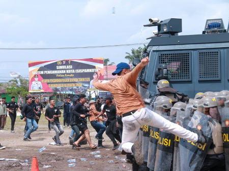 SIMULASI SISPAMKOTA JELANG PILKADA