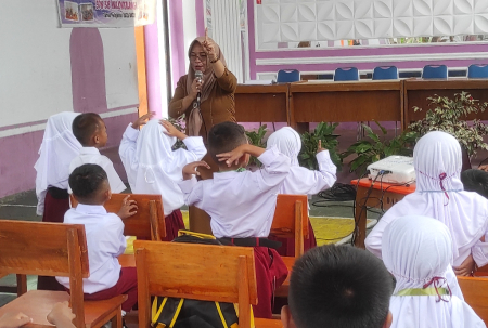 INTERAKSI GURU