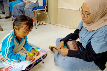 JAGA ANAK MEWARNAI