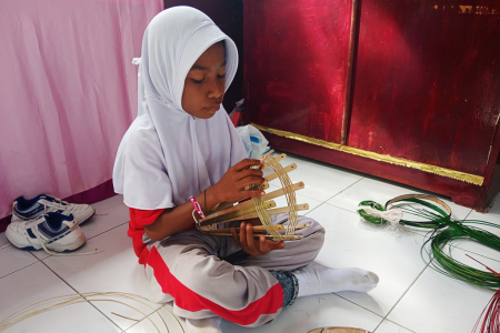 LOMBA KRIYA ANYAMAN BAMBU