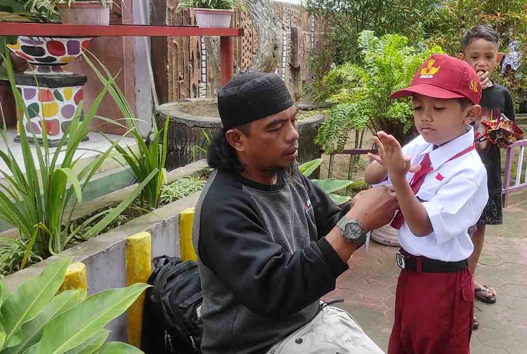 KASIH SAYANG ORANG TUA