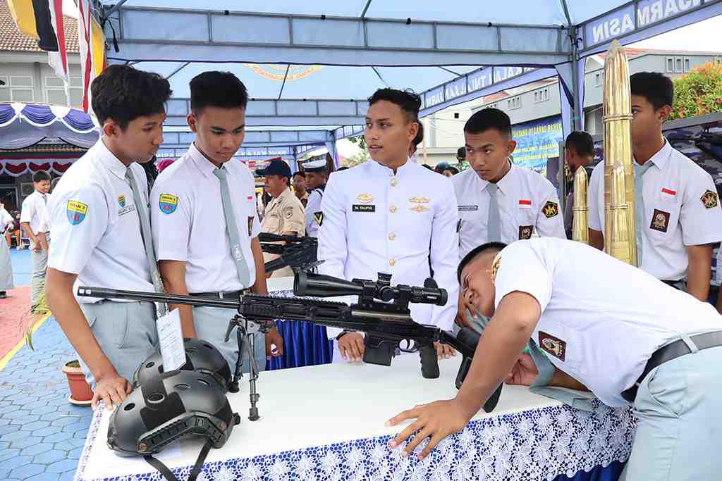 LIHAT SENJATA