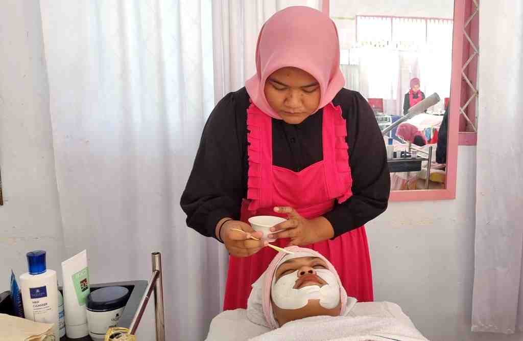 MASKER WAJAH