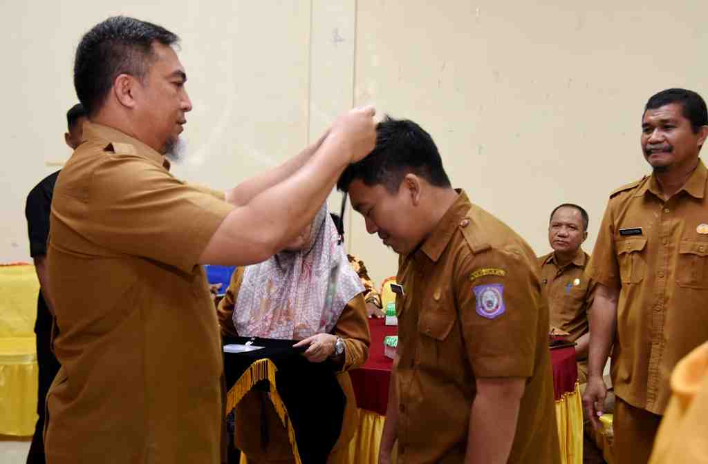  PELATIHAN KARYA TULIS ILMIAH BAGI GURU