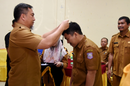  PELATIHAN KARYA TULIS ILMIAH BAGI GURU