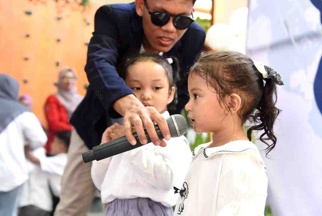 MENYAPA BAHASA KOREA SELATAN