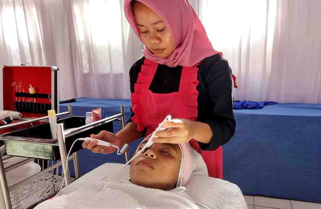 METODE PENGELUPASAN KULIT