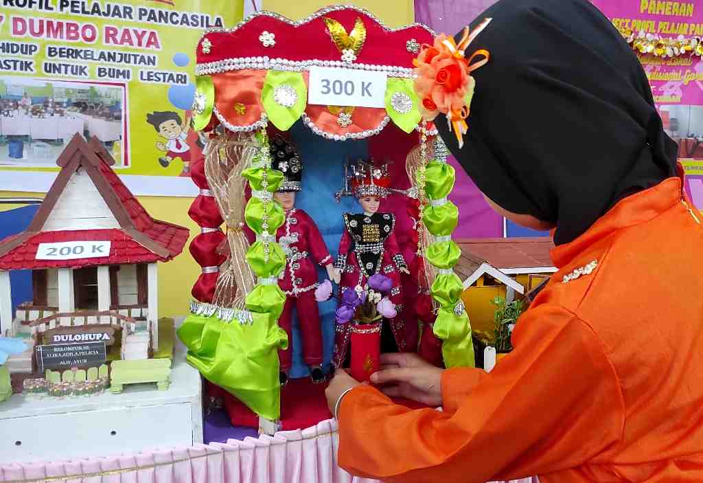 MINIATUR PUADE