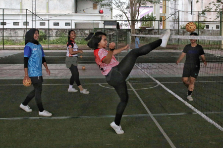 PERSIAPAN ATLET SEPAK TAKRAW KALTENG