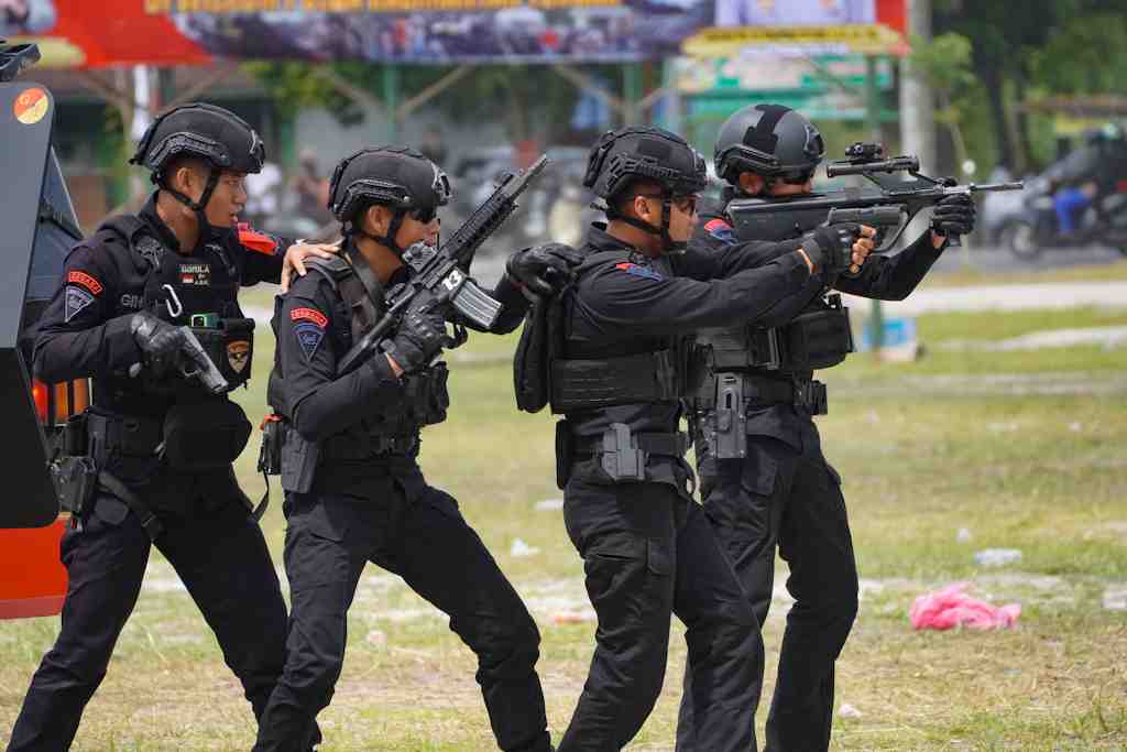 SIMULASI PENGAMANAN KOTA