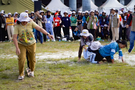 LOMBA BALAP BAKIAK