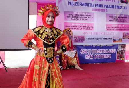 PAKAIAN ADAT BILIU