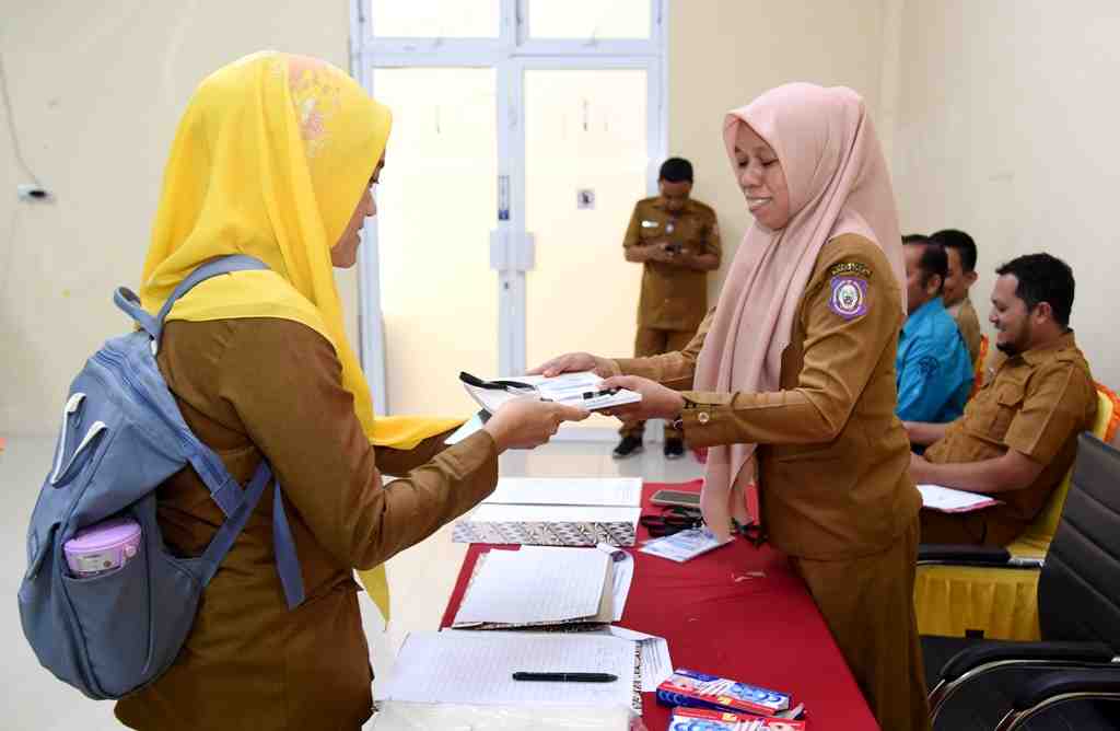 PELATIHAN KARYA TULIS ILMIAH