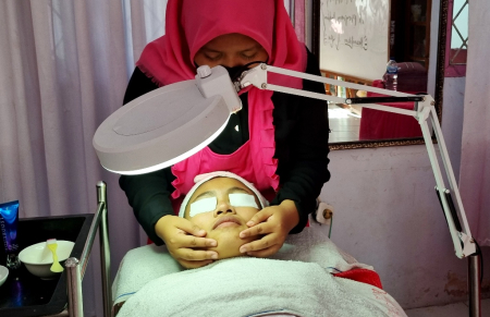 PENGUAPAN WAJAH