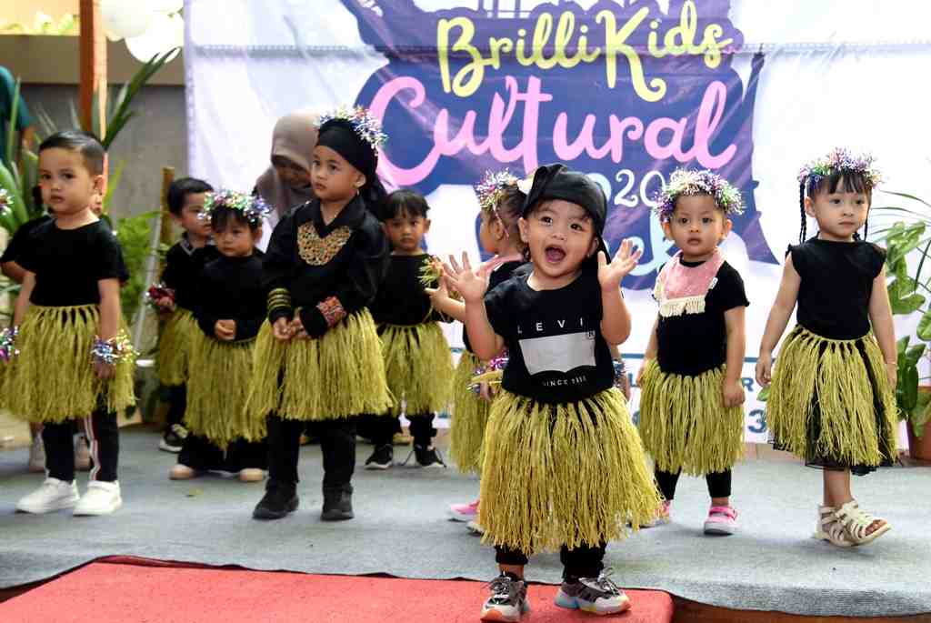PENTAS SENI SISWA KELOMPOK BERMAIN
