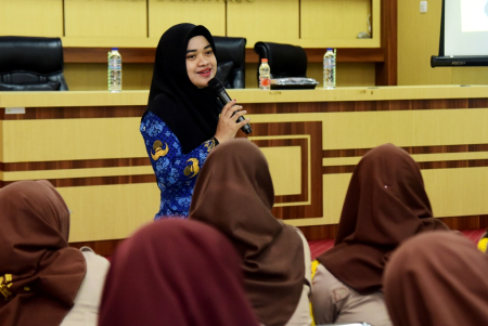 PENYEBARAN INFORMASI BOHONG