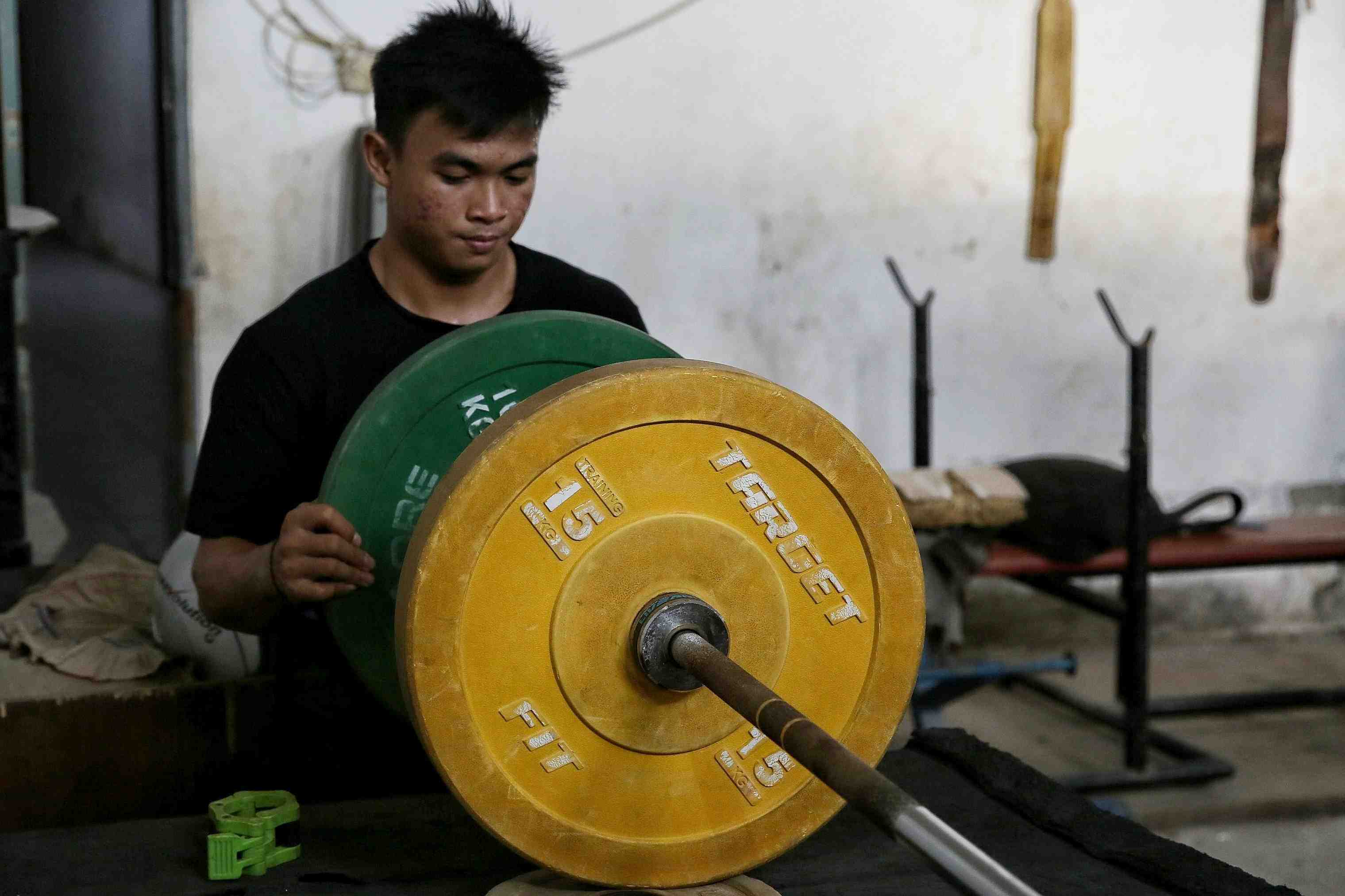 PERSIAPAN ATLET PON KALTENG