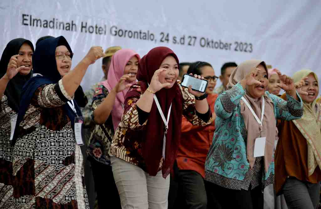 PESERTA PELATIHAN PEREMPUAN