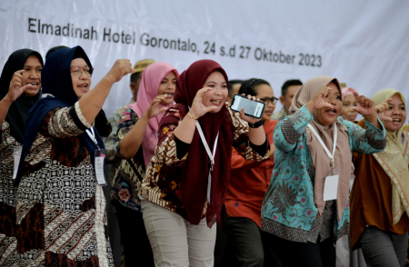 PESERTA PELATIHAN PEREMPUAN