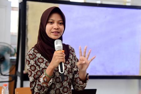 PRAKTIK KONTEN MEDIA SOSIAL