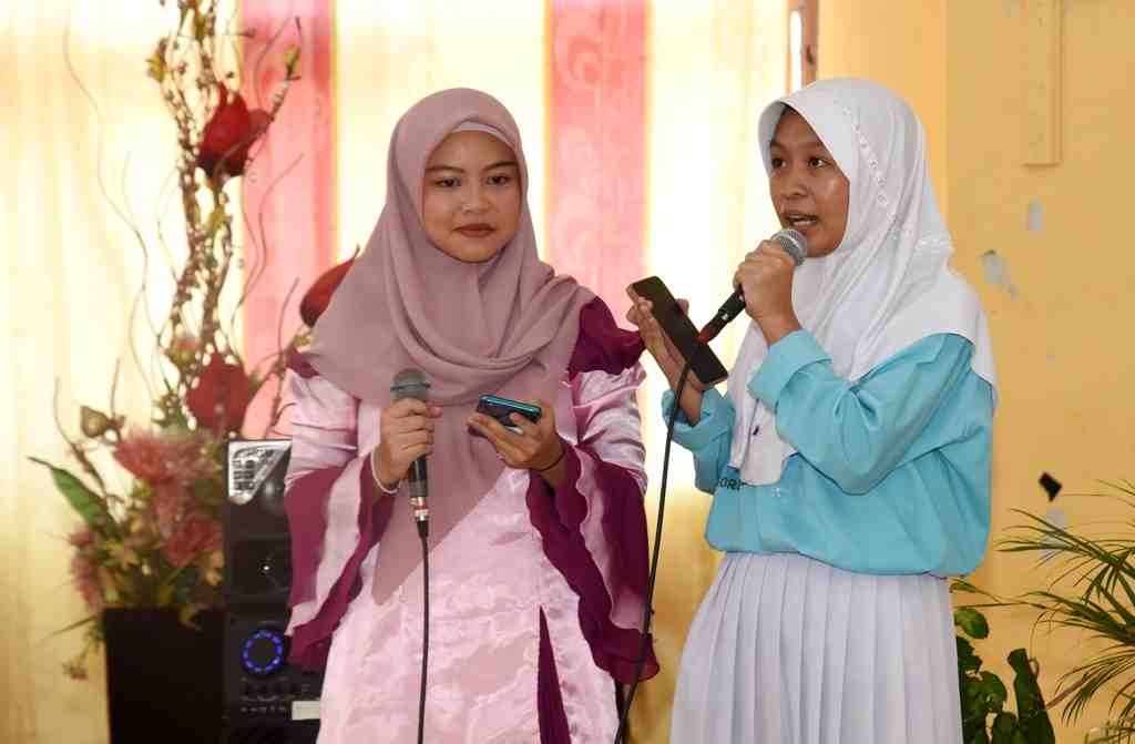 PROGRAM GO TO SCHOOL