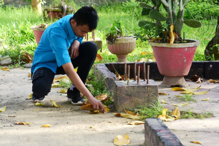 PUNGUT SAMPAH