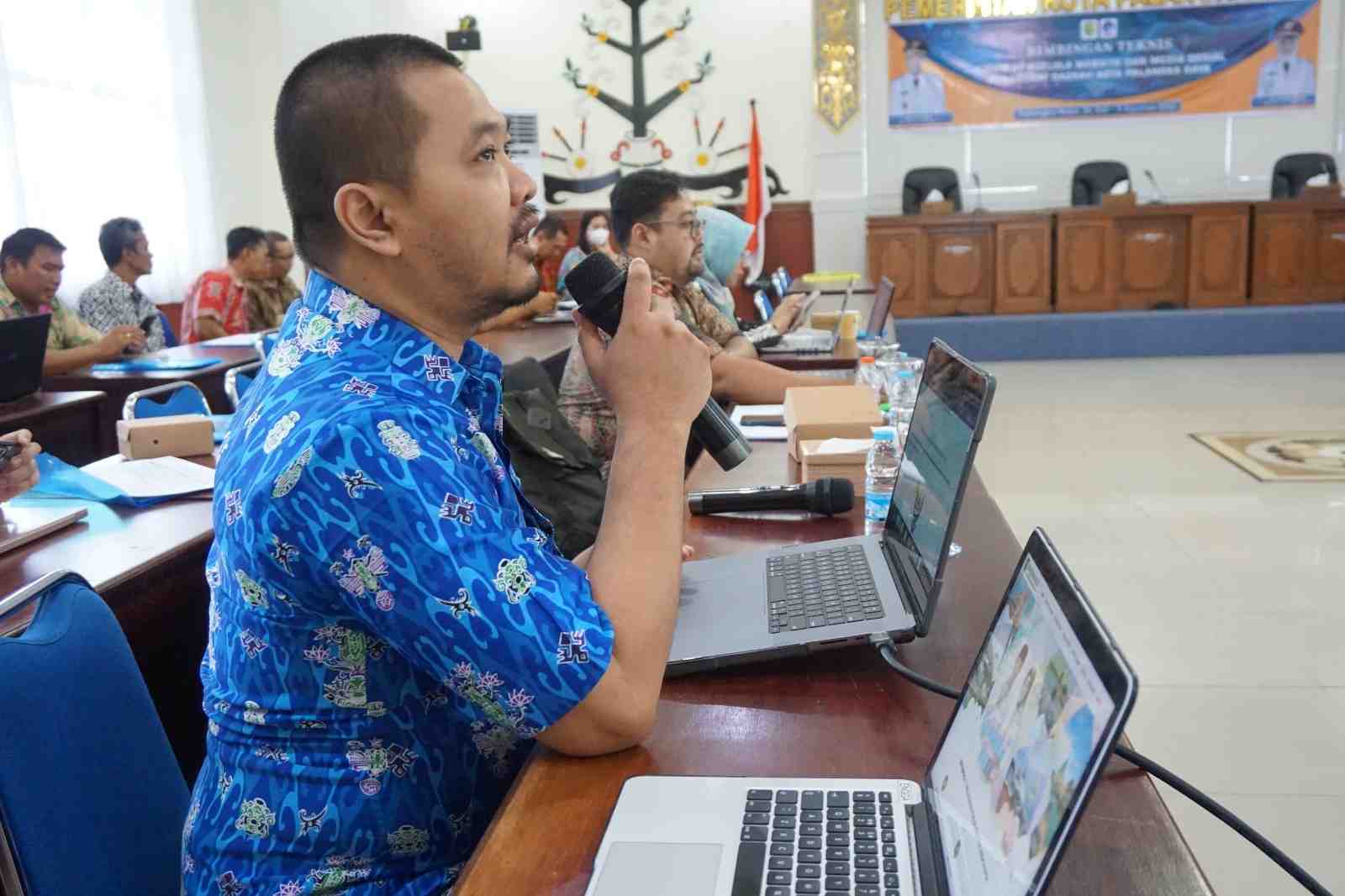 JELASKAN CARA PENGGUNAAN EMAIL RESMI PEMERINTAH
