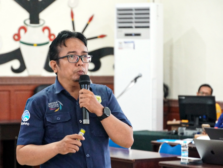 JELASKAN CARA PEMBUATAN BERITA ONLINE