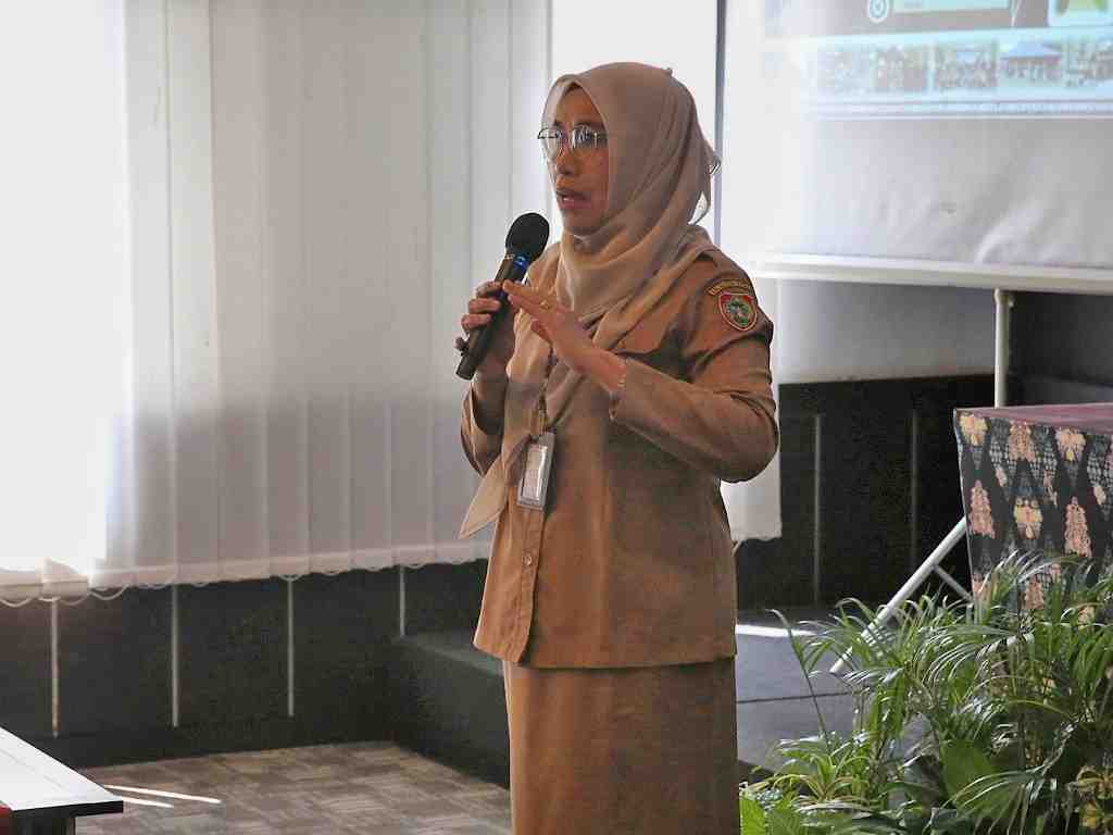SAMPAIKAN MATERI PELATIHAN KEWIRAUSAHAAN