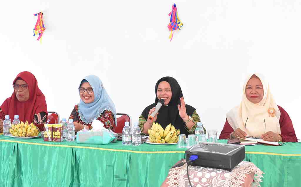 SELALU BERUSAHA MENCERDASKAN ANAK BANGSA