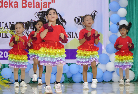 SENAM GERAK DAN LAGU ANTI BULLYING