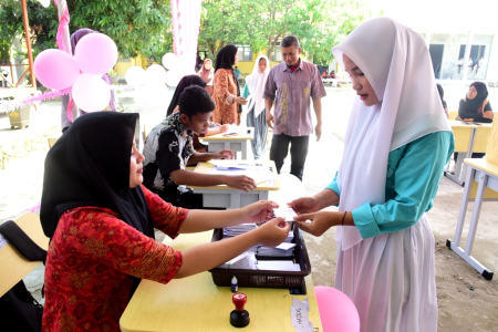 SERAHKAN SURAT SUARA