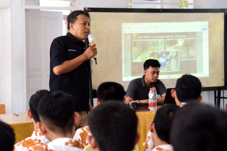 SOSIALISASI PENCEGAHAN TERORISME