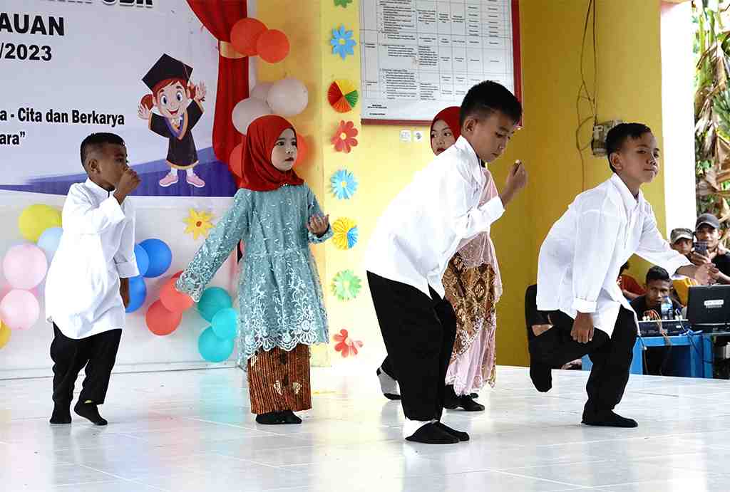TARIAN LALAYON